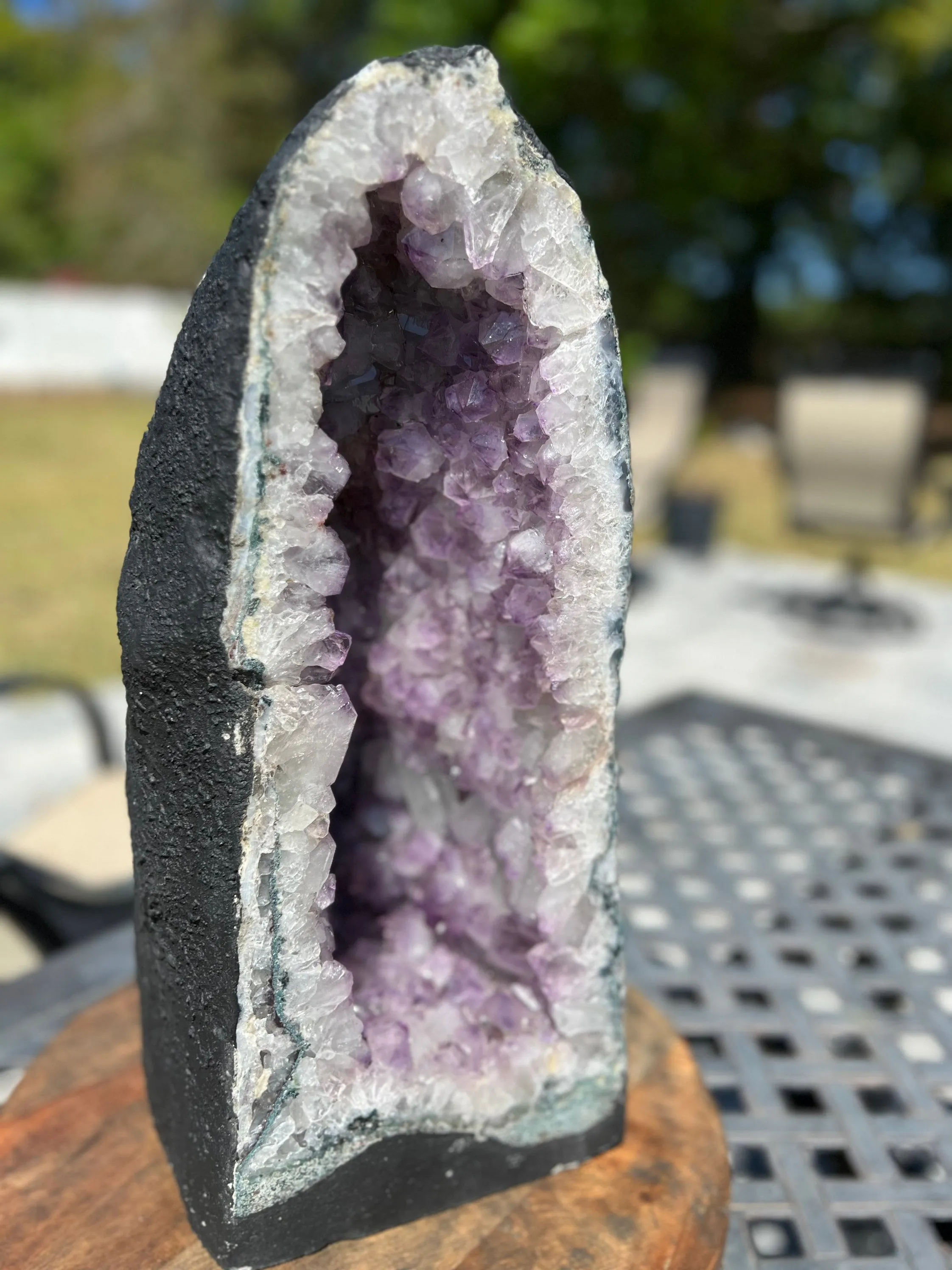 Amethyst cathedral geode 47 pounds.