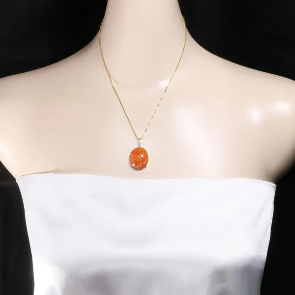 Beautiful 18K Yellow Gold Necklace with Natural Coral, approximately 7.9g and 40cm Length in Excellent Condition