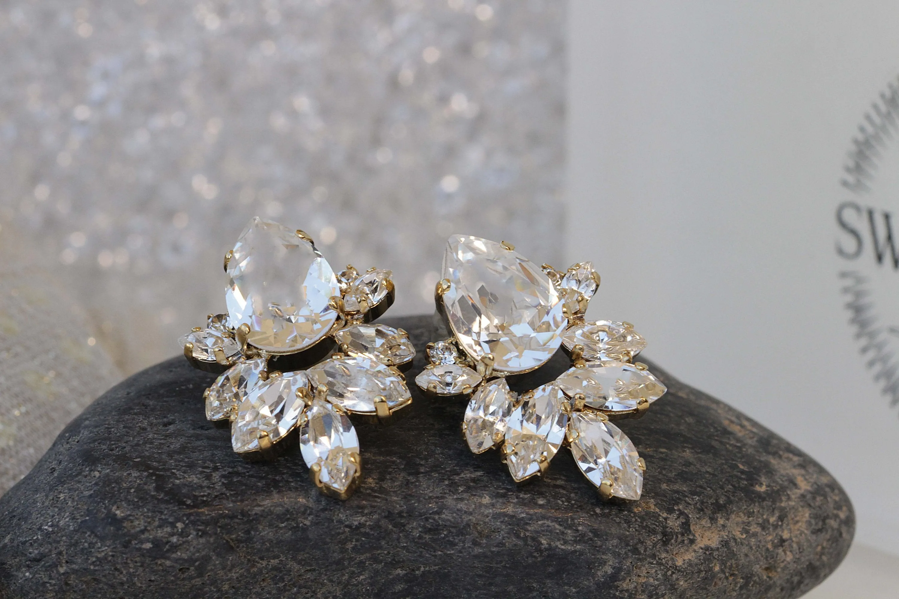 BRIDAL CRYSTAL STUDS