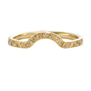 Curved Eternity Ring with Engraved Geometric Pattern