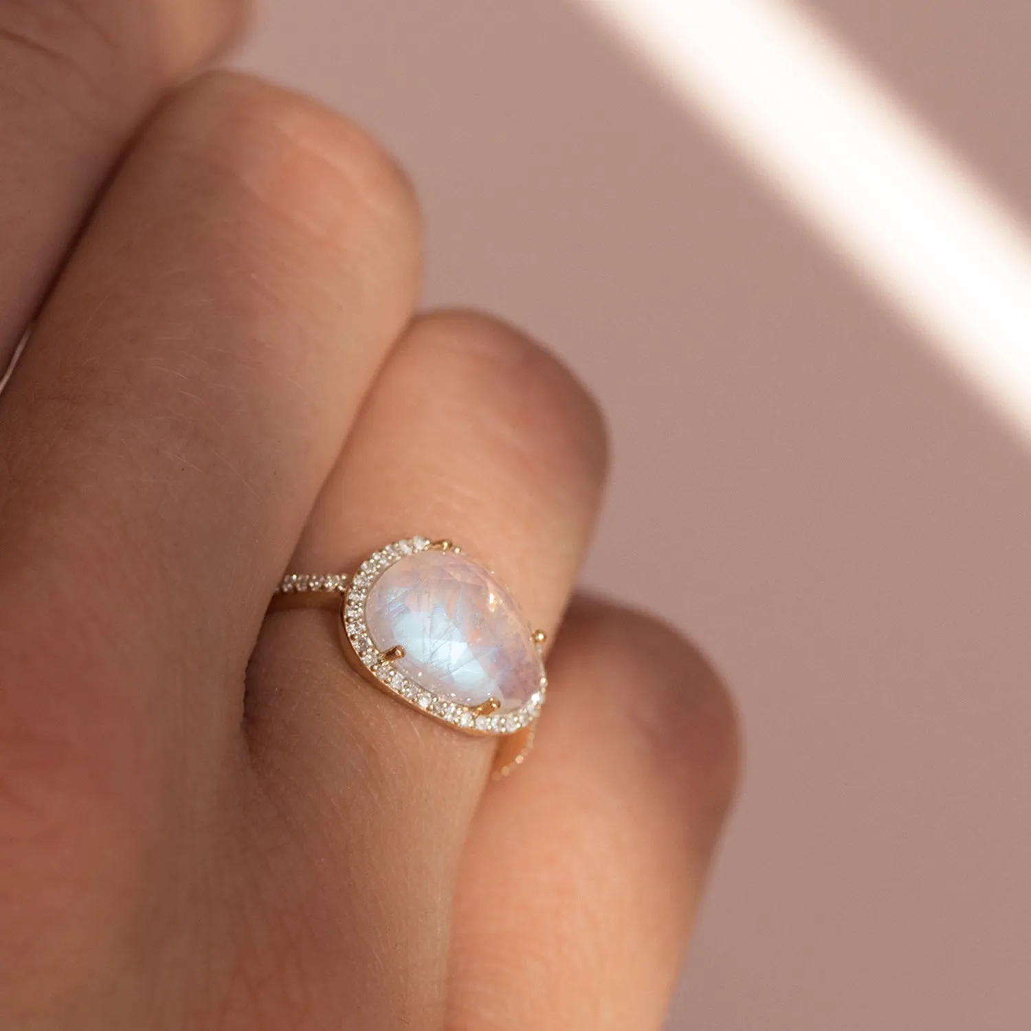 Etereo Ring | 14k Gold, Moonstone & Diamond