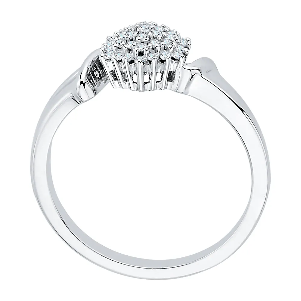 KATARINA Diamond Cluster Cocktail Ring (1/6 cttw, J-K, SI2-I1)