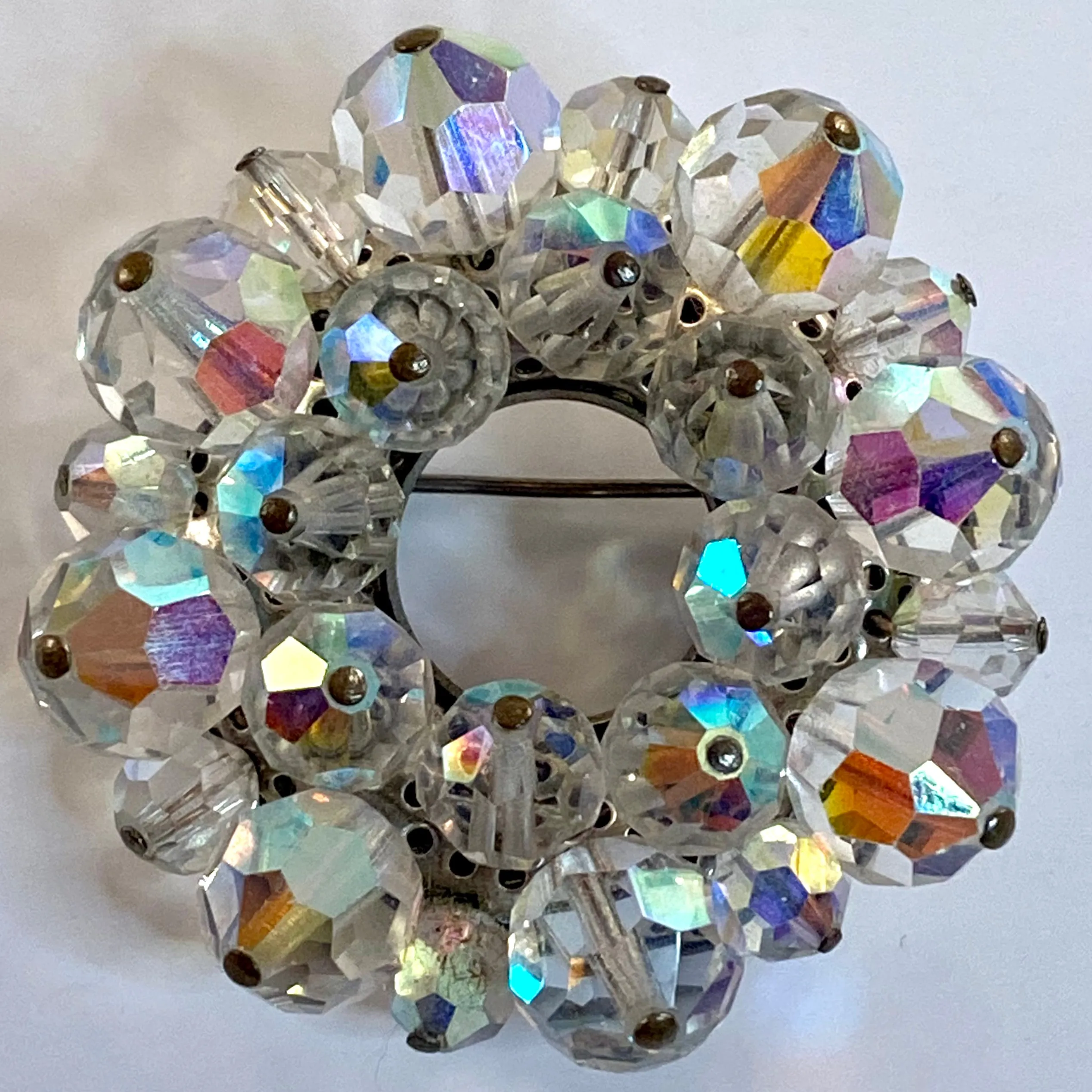 Late 50s/ Early 60s Glass Crystal Bead Circle Brooch