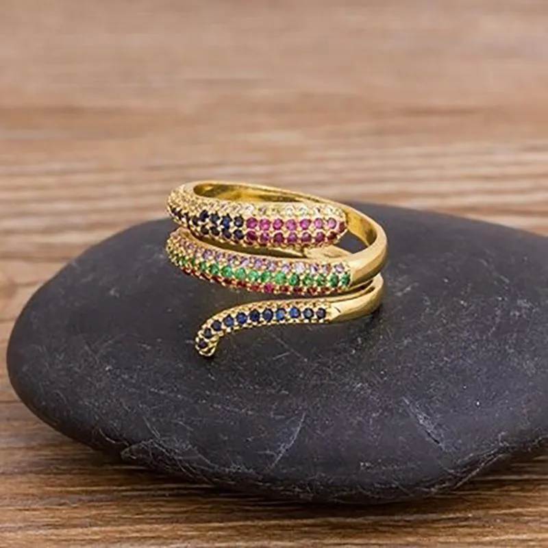 Luxurious Spiral Ring with Colorful Zircon