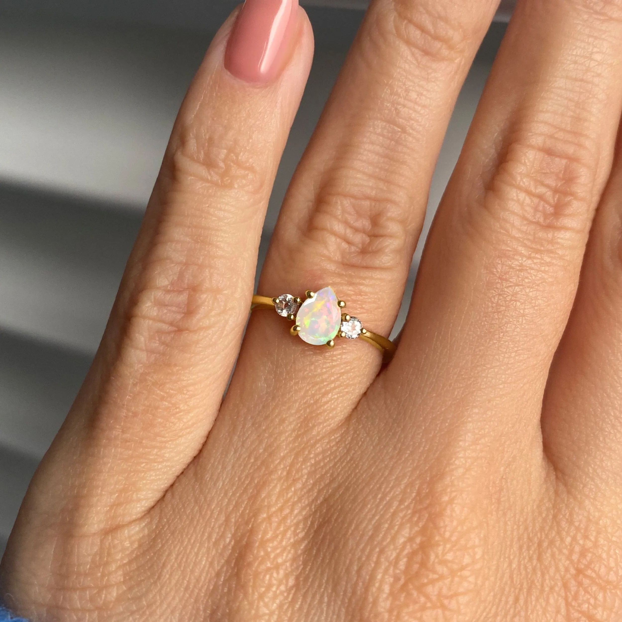 Opal Ring - Lania