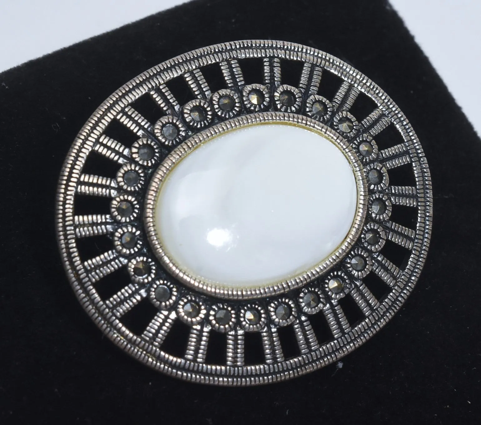 Sterling Silver Mother of Pearl Brooch