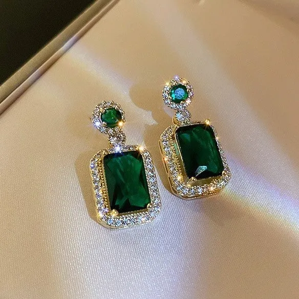 XE061 - Emerald Gemstone Earrings